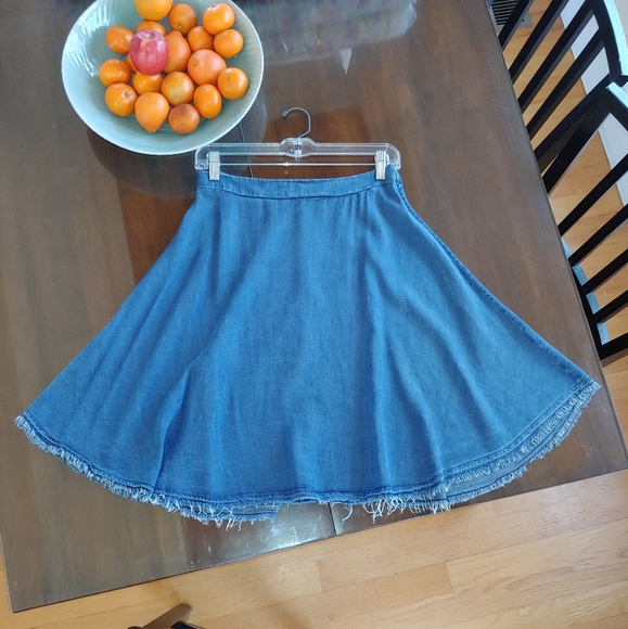 Tina and Jo Blue Denim Circle Skirt + Size Medium - Picture 2 of 7